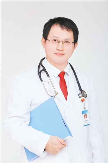 黄超文：