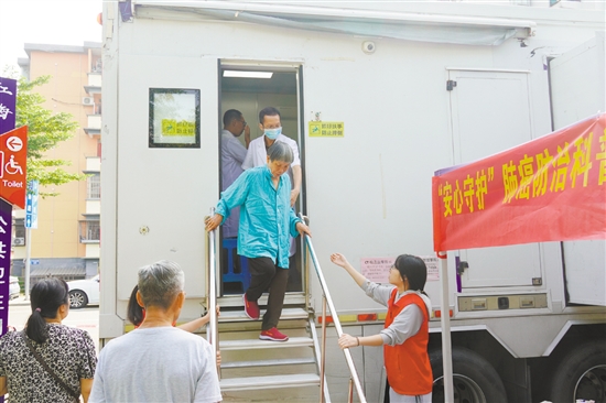 本次活动免费提供胸部CT筛查。