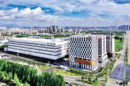 金多多食品集团建成了全市首家“诺贝尔奖专家工作站”。