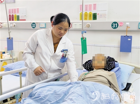 鹤山市中医院内二科副主任钟斯婷 鹤山市中医院内二科副主任钟斯婷