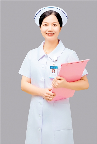 黄美莲