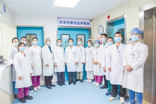 启用仪式现场。