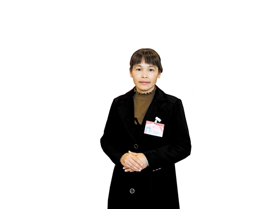 开平市人大代表，苍城镇大罗村党总支书记、村委会主任林幼琼