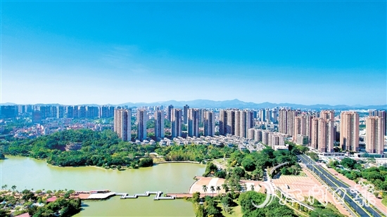 鹤山加速城市建设步伐，打造企业投资兴业的首选之地。