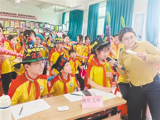 趣味游戏让学生在轻松愉悦的氛围中感受数学的魅力。