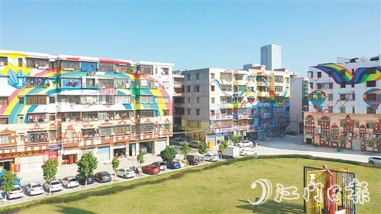 祥龙社区老旧小区改造后焕然一新。