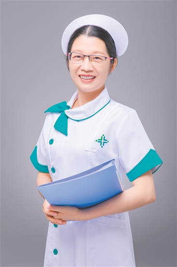 姓名:黄奇花 姓名:黄奇花