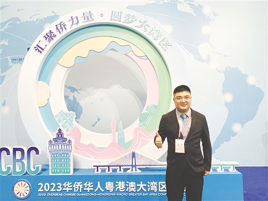 五邑大学环境与化学工程学院教授李滨