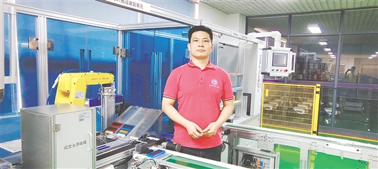 江门市技师学院教师吴恩来