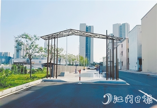 梅江村陈皮文化广场改造完成，为村民们提供更好的休闲空间。