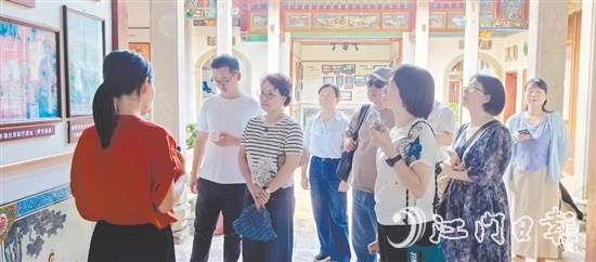 7月，新会区政协港澳台侨和外事委员会围绕“以‘侨村共建’助力‘百千万工程’”主题赴梅州市调研。