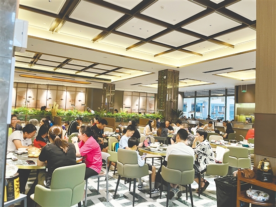 滨江新区的金宴楼臻品人气旺。