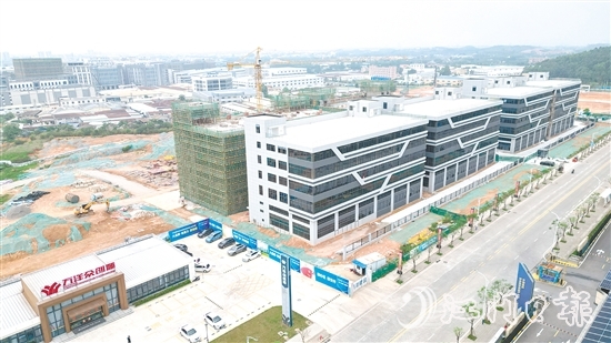 万洋众创城施工现场。