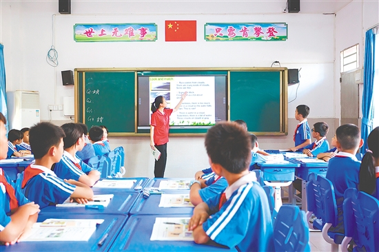 怡霖学校教学成绩突出,办学特色鲜明。 怡霖学校教学成绩突出,办学特色鲜明。