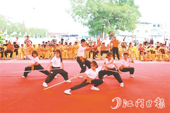 各支队伍的一招一式尽显蔡李佛拳魅力。