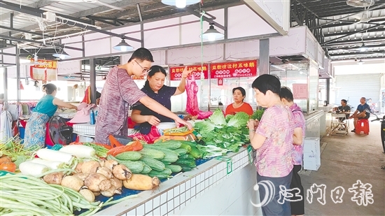 干净有序的疏导点，得到市民的普遍认可。