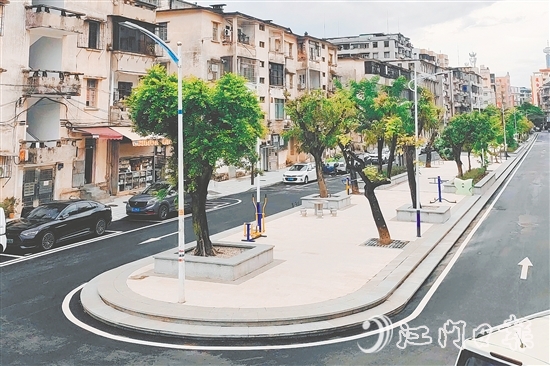 自2021年起,台城街道稳步推进27个老旧小区升级改造。图为改造后的平湖路小区。 自2021年起,台城街道稳步推进27个老旧小区升级改造。图为改造后的平湖路小区。