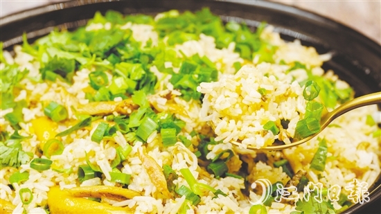 《台山黄鳝饭》团体标准成为台山首个“湾区标准”。 《台山黄鳝饭》团体标准成为台山首个“湾区标准”。