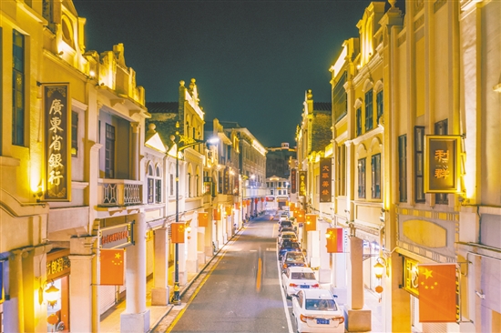 台山通过对台城历史街区的活化改造,打造兼具影视拍摄功能和文旅消费体验的主题街区,实现文化保护与产业发展的双赢。 台山通过对台城历史街区的活化改造,打造兼具影视拍摄功能和文旅消费体验的主题街区,实现文化保护与产业发展的双赢。