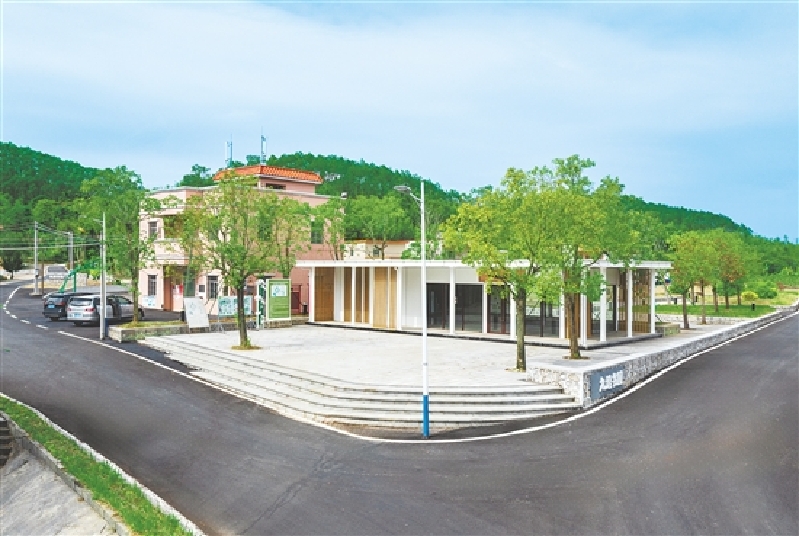 端芬镇扎实推进宜居宜业和美乡村建设,墩寨村人居环境提升工程获批为“2023年大中型水库移民后期扶持省级示范项目”。 端芬镇扎实推进宜居宜业和美乡村建设,墩寨村人居环境提升工程获批为“2023年大中型水库移民后期扶持省级示范项目”。