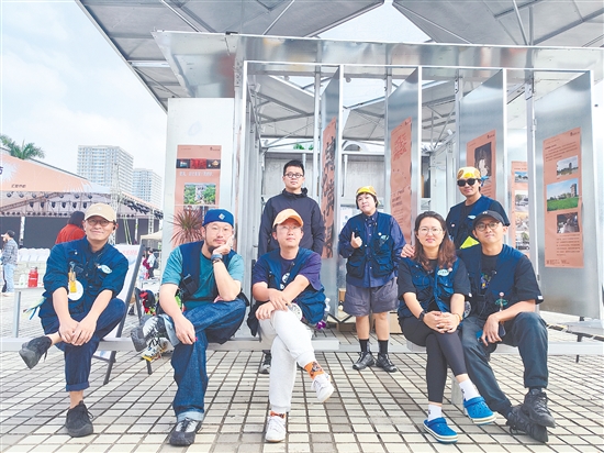 一群扎根塘口的文艺青年摸索出独有的空间营造思路——不追求刻板规整，更关注人与人的联结，让空间有温度、有烟火气。