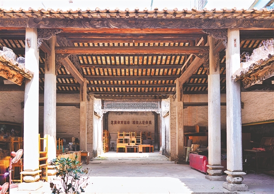 青云书院不仅对研究本地古代建筑艺术具有重要价值，更承载着深厚的地方人文历史内涵。