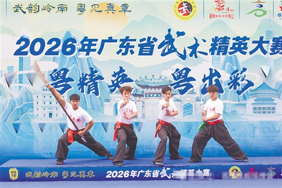 新会参赛选手的一招一式尽显南派武术的刚劲豪迈。