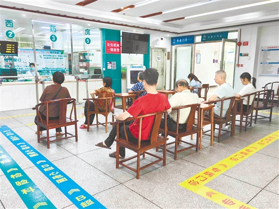江海区优化医疗服务,提升群众就医获得感与满意度。 江海区优化医疗服务,提升群众就医获得感与满意度。