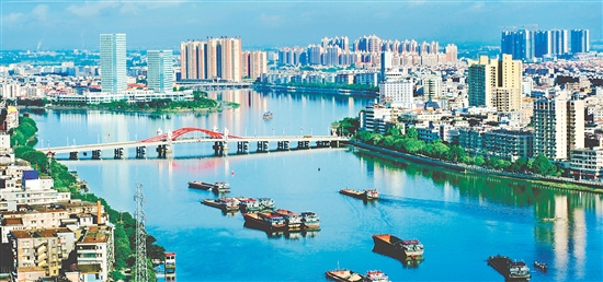 2025年,开平市地区生产总值达515.87亿元,位居广东县域各县(市)经济综合发展力第6位。 2025年,开平市地区生产总值达515.87亿元,位居广东县域各县(市)经济综合发展力第6位。