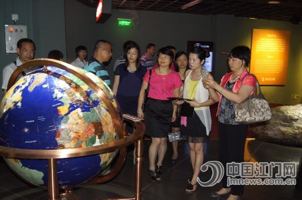 开平市外事侨务局到花都区侨务和外事办学习-