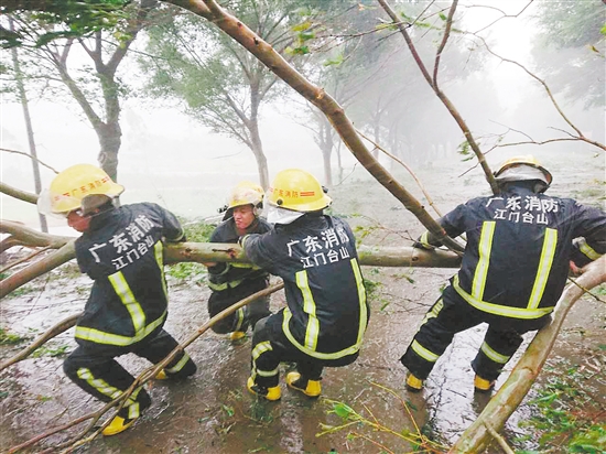 【台山市公安局】全警动员 冲在救灾复产最前线 中国财经界 www.qbjrxs.com