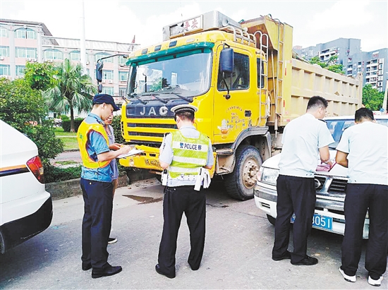 我市加大环保执法力度坚定不移推进生态环境综