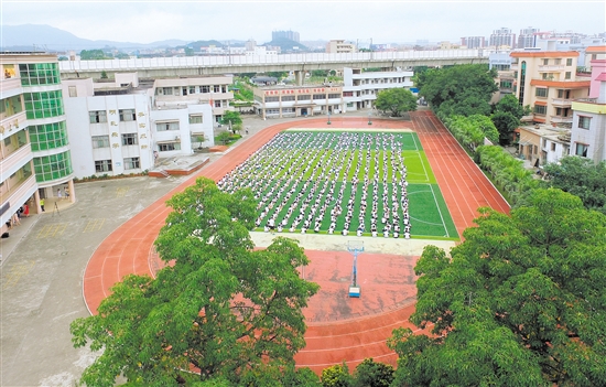 新民小学：传统课堂逐渐转变高效课堂绽放光彩 中国财经界 www.qbjrxs.com