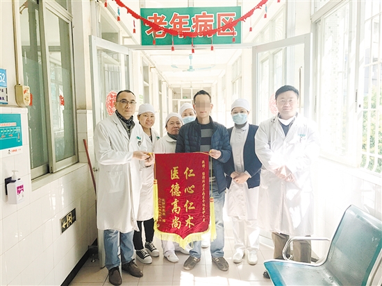 全国最美防痨人许光辉。