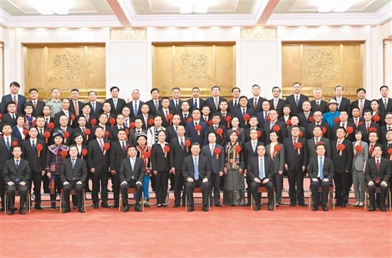 5月25日，党和国家领导人习近平、李克强、王沪宁、韩正等在北京人民大会堂会见第九次全国信访工作会议代表。