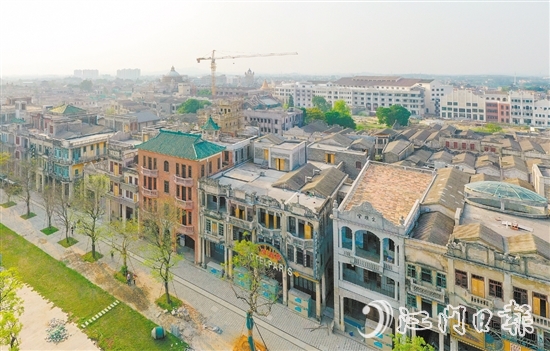赤坎华侨古镇建设得到了金融机构的有力支持。
