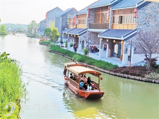 华侨城古劳水乡景区极富岭南水乡特色。