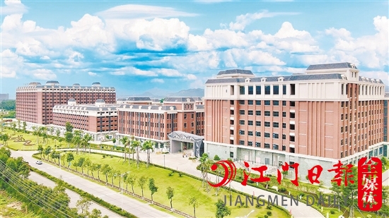 国际职教城项目建设不断推进，目前，新会区共有7所高校落户，图为广东省华立技师学院江门校区。