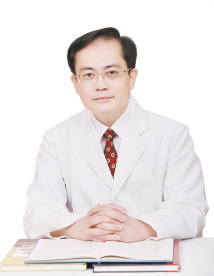 江门市中心医院党委书记左万里：