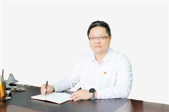 蓬江区卫生健康局党组书记、局长李晋