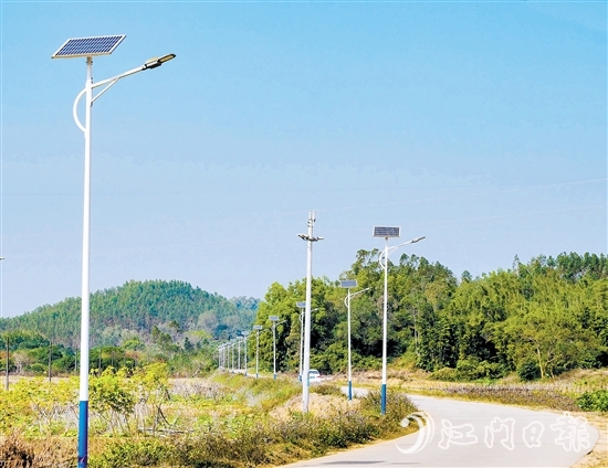 赤水镇全域安装太阳能路灯共1728套，施工总长度达51.19千米。