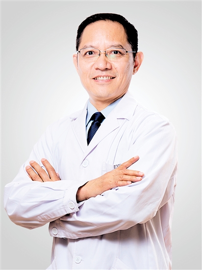 江门市爱尔新希望眼科医院院长赵春阳