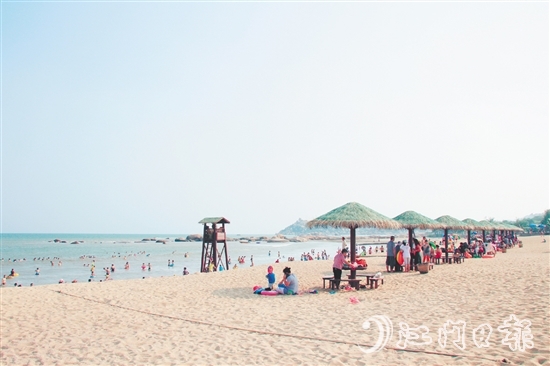 北陡镇旅游资源丰富，每年都吸引大批游客前往。