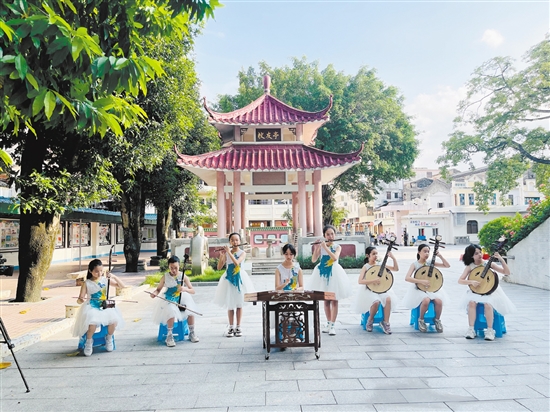 台城二小建成“广东少儿音乐团”等社团活动场所，弘扬中华优秀传统文化。