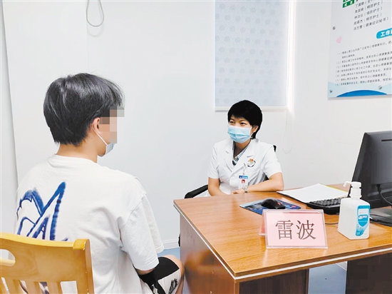 高考结束后，有人患上了“考后综合征”。