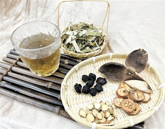 乌梅陈皮饮有理气健脾、消食降脂的作用。