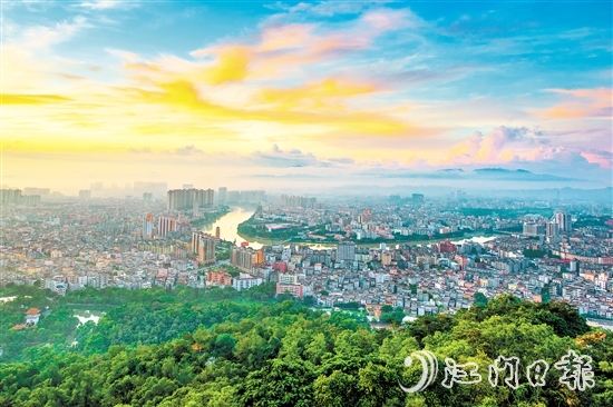 近年来，恩平城市更新步伐提速，城区面貌日新月异。