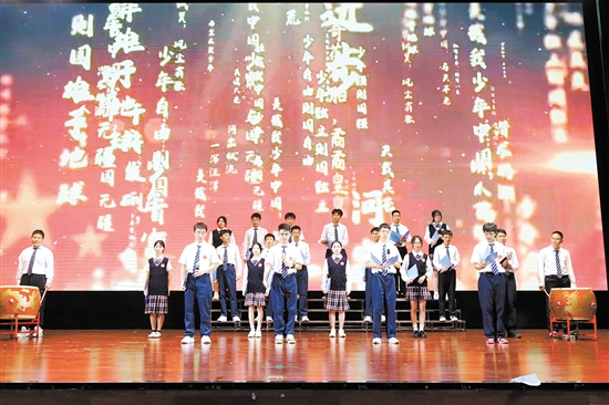 丰富多彩的校园活动。