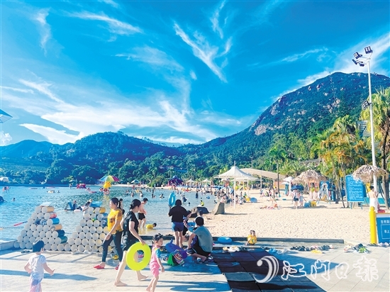 深中通道开通后，不少深圳游客到古兜温泉度假区游玩。