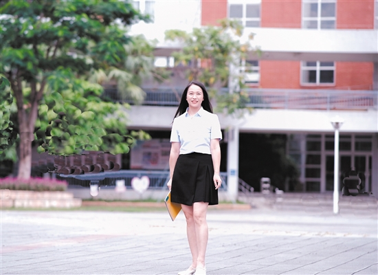 新任校长麦剑平